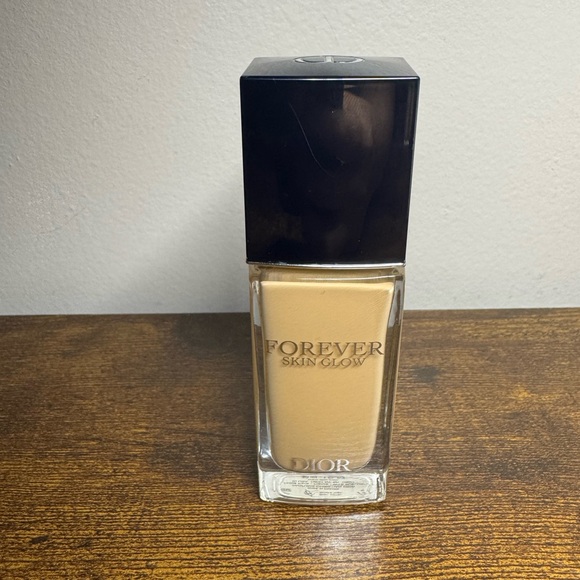 Dior forever skin glow foundation 3W0 - Picture 1 of 4